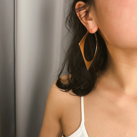 Fashion Hoop Earrings GOLD SILVER - Picture 5 of 8